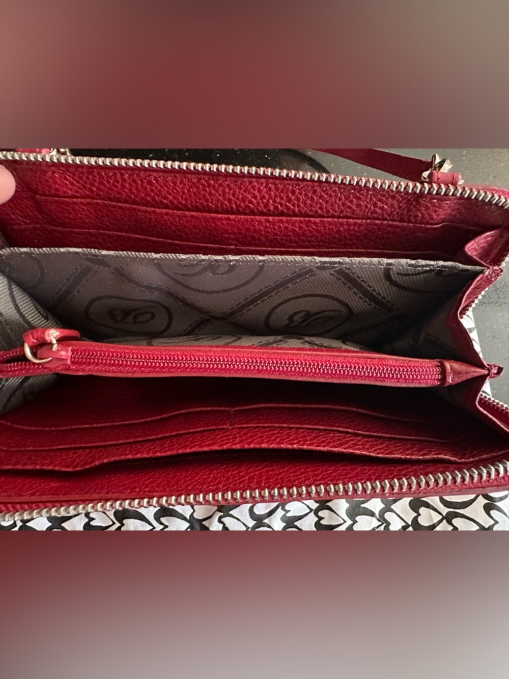 Brighton Cordoba Lipstick Red Genuine Leather Embossed Silver Heart Wallet - Picture 5 of 13